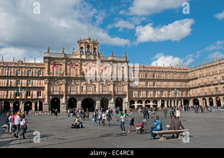 Die Plaza Mayor von Salamanca mit dem Rathaus (Kastilien-Leon)-Spanien-Spanisch Stockfoto