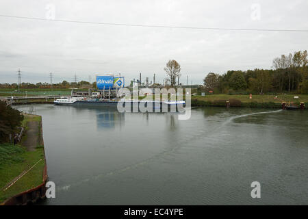 Aral Ultimate terminal, Ruhr Oel Kraftstoffraffinerie, Gelsenkirchen, Deutschland. Stockfoto