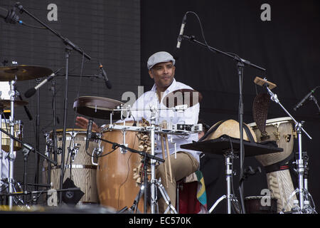 Fatoumata Diawara Amp Roberto Fonseca in Pori Jazz 2014 Stockfoto