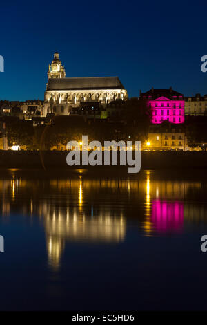 Blois in der Nacht, Loire et Cher, Centre, Frankreich Stockfoto