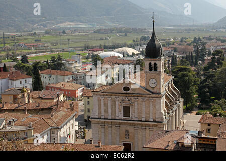 Stiftskirche-Himmelfahrt-Kirche in Arco, Italien Stockfoto