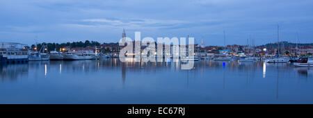 Izola nachts, Adria-Küste, Halbinsel Istrien, Slowenien, Europa Stockfoto