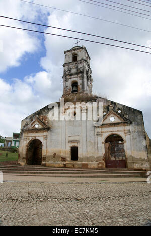 Kuba, Trinidad. Fassade des 18. Jahrhunderts. Jahrhundert die Kirche Santa Ana Stockfoto