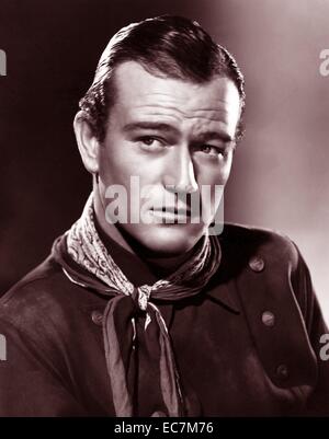 John Wayne 1907 – 11. Juni 1979, US-amerikanischer Schauspieler, Regisseur und Produzent. In Stagecoach 1939 Stockfoto