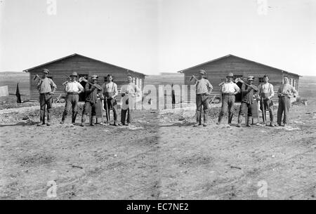 Jüdischen Kolonien und Siedlungen. Arbeiter, beginnend eine jüdische Siedlung - ein Camp - in Palästina, Israel. Stockfoto