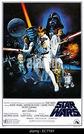 Star Wars (später retitled Star Wars Episode IV: Eine neue Hoffnung) ist eine Amerikanische epische Space Opera Film 1977 geschrieben und von George Lucas. Der Film stars Mark Hamill, Harrison Ford, Carrie Fisher, Peter Cushing, Alec Guinness. Es ist der dritte - höchste Einspielergebnis film in der Welt, wenn die Zahlen zu modernen eingestellt sind - Tag der Inflation. Stockfoto