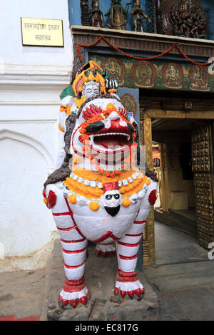 Steinstatue außerhalb nasale Chowk Hanuman Dhoka (Old Royal Palace), UNESCO-Weltkulturerbe, Durbar Square (Quadrat) Stockfoto