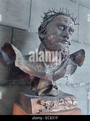 Christus gekreuzigt von Helen Huntington Jennings, Coventry Cathedral, England Stockfoto