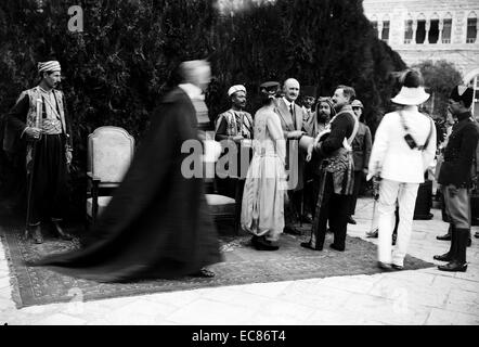 Foto von der Ankunft der Sir Herbert Samuel als Hochkommissar in Palästina. Datiert 1920 Stockfoto