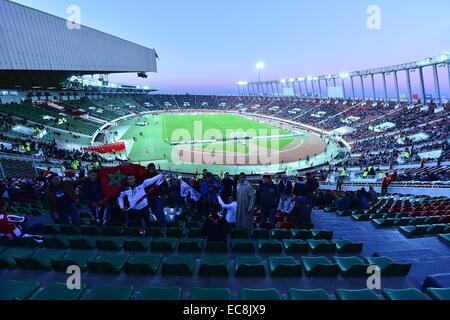 Rabat, Marokko. 11. Dezember 2014. Athletische Tetouan Fans während des Spiels zwischen sportlichen Moghreb Tétouan Vs Auckland City Moulay Abdellah-Stadion in Rabat. © Marcio Machado/ZUMA Draht/Alamy Live-Nachrichten Stockfoto