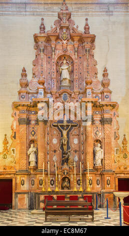 Sevilla - Barock, Marmor Seitenaltar der Kreuzigung Königshauses von Cayetano de Acosta vom 17. Jhdt. in der Kirche Iglesia del Sagrario. Stockfoto