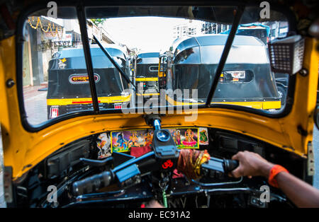 Auto-Rikschas Stau in Bandra, Mumbai. Stockfoto