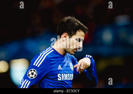 London, UK. 10. Dezember 2014. Cesc Fabregas (Chelsea) Fußball: Cesc Fabregas von Chelsea während der Gruppenphase der UEFA Champions League match zwischen Chelsea und Sporting Clube de Portugal an der Stamford Bridge in London, England. Bildnachweis: AFLO/Alamy Live-Nachrichten Stockfoto