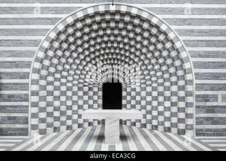 Chor der Kirche Chiesa di San Giovanni Battista, Architekt Mario Botta, Fusio, mogno, lavizzara, Kanton Tessin Stockfoto