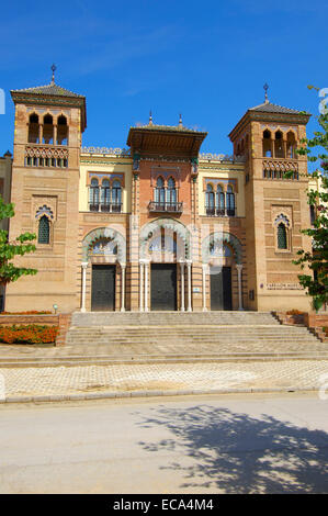 Museum der populären Künste und Bräuche "Mudéjar Pavilion" in Maria Luisa Park, Sevilla, Andalusien, Spanien, Europa Stockfoto