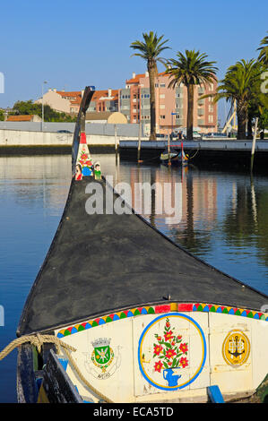 Traditionelles Boot "Moliceiro", Kanal Central, Aveiro, Beiras Region, Portugal, Europa Stockfoto
