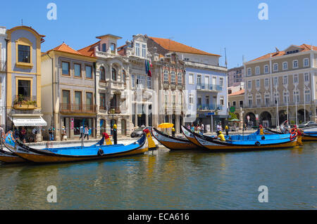 Traditionelle Boote "Moliceiros", Kanal Central, Aveiro, Beiras Region, Portugal, Europa Stockfoto