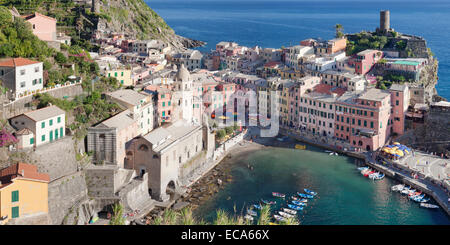 Stadtbild, Vernazza, Cinque Terre Riviera di Levante, Provinz La Spezia, Ligurien, Italien Stockfoto