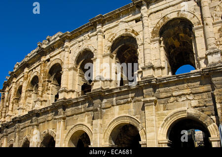 Römisches Amphitheater, Arénes, Nimes, Gard, Bouches-Du-Rhône, Frankreich, Europa Stockfoto