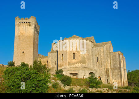 Montmajour Abtei in der Nähe von Arles, Arles, Bouches du Rhone, Provence, Frankreich, Europa Stockfoto