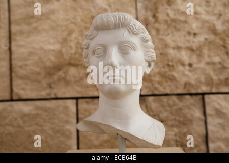 Büste von Livia (58 v. Chr. - 29 n. Chr.). Ehefrau von Kaiser Augustus. Kopieren. Museum der Ara Pacis, Rom, Italien. Stockfoto