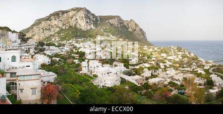 VEW über Capri mit dem Monte Solaro, Capri, Kampanien, Italien Stockfoto