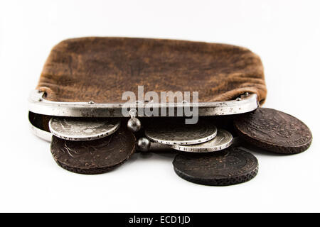 Alte Leder-Geldbörse mit Silbermünzen des Zaren Haus Romanow des 18. und 19. Jahrhunderts. Stockfoto