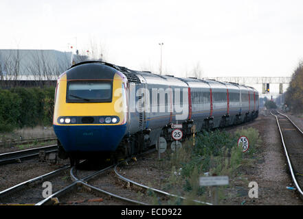 East Midlands Züge HST Diesel-Zug Ankunft am Bahnhof Leicester, UK Stockfoto