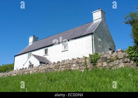 Weiß getünchten Häuschen in Penrice Dorf auf der Gower Halbinsel Wales Stockfoto