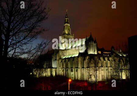 Kathedrale von Glasgow Church Of Scotland nachts beleuchtet Stockfoto