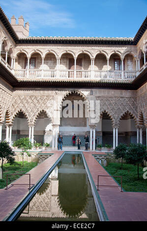 Ansicht der Alcazar Palast, Sevilla, Andalusien, Spanien Stockfoto