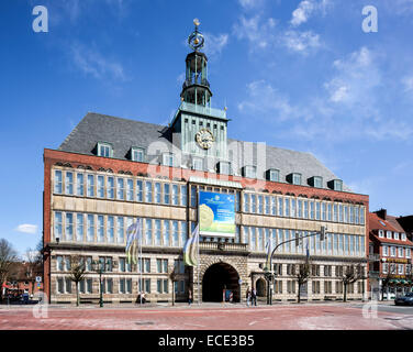 Ehemaliges Rathaus, heute ostfriesischen Museum, Emden, Ostfriesland, Niedersachsen, Deutschland Stockfoto