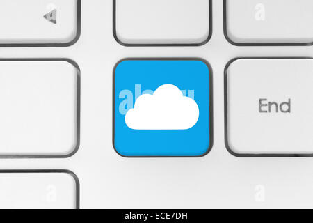 Cloud-computing-Konzept auf Computer-Tastatur Stockfoto