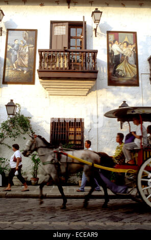 Kalesa fahren, Buggy Pferdekutsche und großen Hotels in Malate. Fassade des Barbaras Restaurant. Manila. Philippinen. Barbara de lo Stockfoto