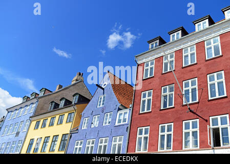 Nyhavn (wörtlich: neue Hafen), 17. Jahrhundert am Wasser, Kanal und Unterhaltung Bezirk in Kopenhagen, Dänemark Stockfoto