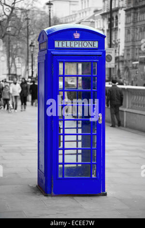 Berühmte Telefonzelle in London, Großbritannien Stockfoto