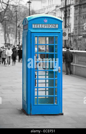 Berühmte Telefonzelle in London, Großbritannien Stockfoto