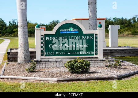 Ortseingangsschild Ponce De Leon Park in der Stadt Punta Gorda in Florida Stockfoto