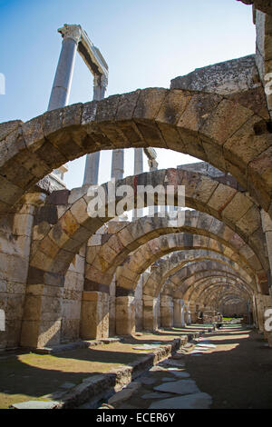 Agora von Smyrna mit Spalten vom 4. Jahrhundert v. Chr. Izmir Türkei 2014 Stockfoto