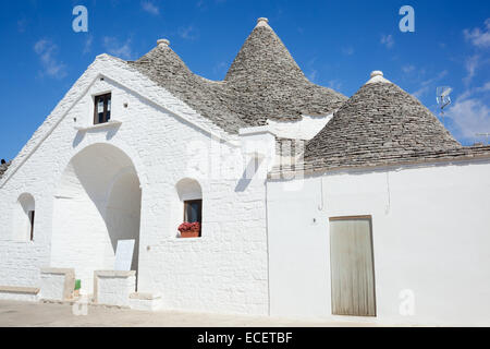 Souveräne Trulli in Alberobello, Apulien in Italien. Stockfoto