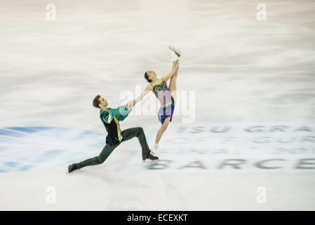 Barcelona, Spanien. 12. Dezember 2014. BETINA POPOVA/YURI VLASENKO (RUS) führen in die DANCE JUNIOR - Kür bei ISU Finale des Grand Prix of Figure Skating in Barcelona Credit: Matthias Oesterle/ZUMA Wire/ZUMAPRESS.com/Alamy Live News Stockfoto