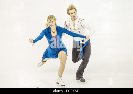 Barcelona, Spanien. 12. Dezember 2014. MACKENZIE BENT/GARRETT MACKEEN (CAN) führen in die DANCE JUNIOR - Kür bei ISU Finale des Grand Prix of Figure Skating in Barcelona Credit: Matthias Oesterle/ZUMA Wire/ZUMAPRESS.com/Alamy Live News Stockfoto