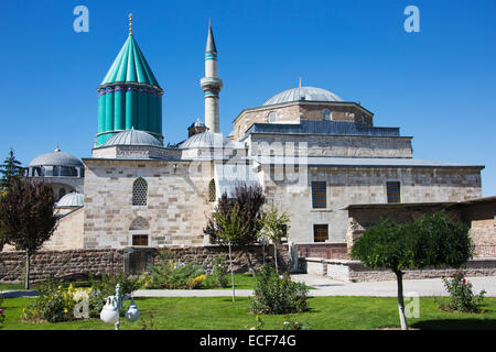 Das Mevlana-Museum und sein Hof Stockfoto