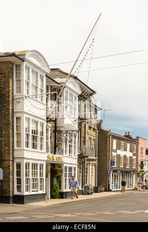 Marktplatz mit Swan Hotel, Southwold, Suffolk. Stockfoto