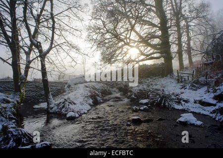 Winter Schneefall in den Cumbrian Mountains nahe Coniston, Lake District, Cumbria, England Stockfoto