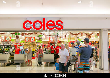 Australian coles Supermarkt in der Einkaufspassage von Criewood, Sydney, Australien Stockfoto