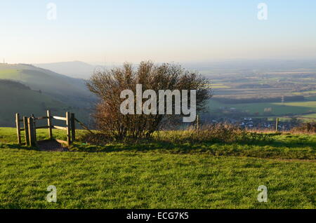 Landschaft-Tor auf der Oberseite des Teufels Deich in East Sussex, England. Stockfoto