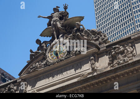 Grand Central Station Terminal Uhr & Skulpturen in Manhattan, New York City Stockfoto