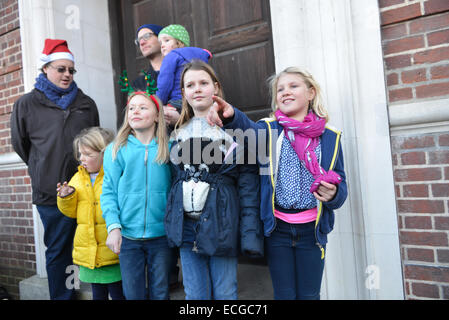 Greenwich, London, UK. 14. Dezember 2014. Das jährliche Pantomime Pferderennen findet in Greenwich zum fünften Mal. Bildnachweis: Matthew Chattle/Alamy Live-Nachrichten Stockfoto