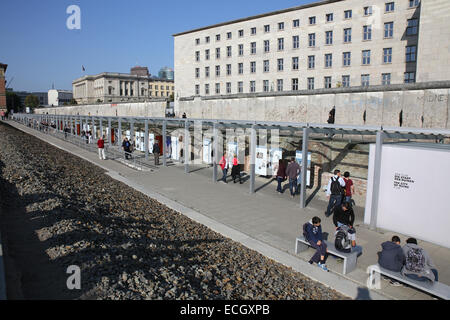 Berlin-Topographie des Terrors Touristenattraktion Stockfoto